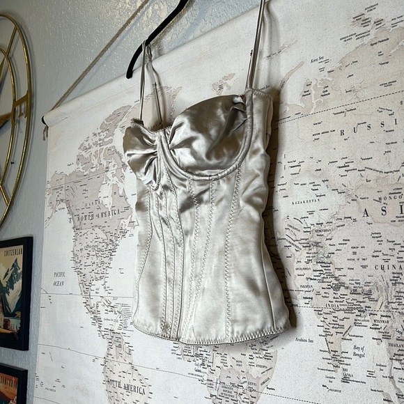 HOUSE OF CB 'Chantal' Champagne Satin Corset NWOT - Picture 14 of 15